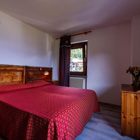 Hotel, Bar & Bistrot Saint Nicolas Gran Paradiso Exterior photo